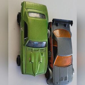 HOT WHEELS, bundle Of Two Cars,67 Pontiac,Nissan Skyline